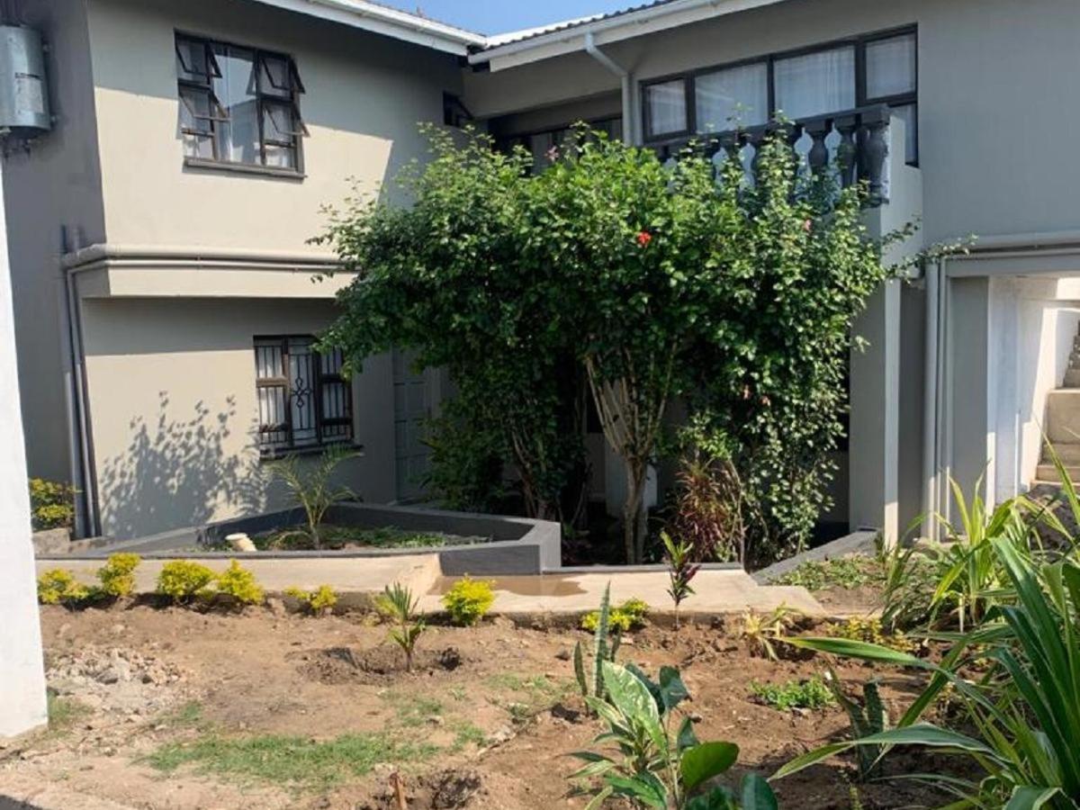 Xaba Guest Lodge Richards Bay Extérieur photo